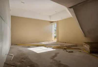 Aplicación de masilla para acabados - Productos de construcción en Barranquilla